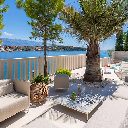 Villa More *