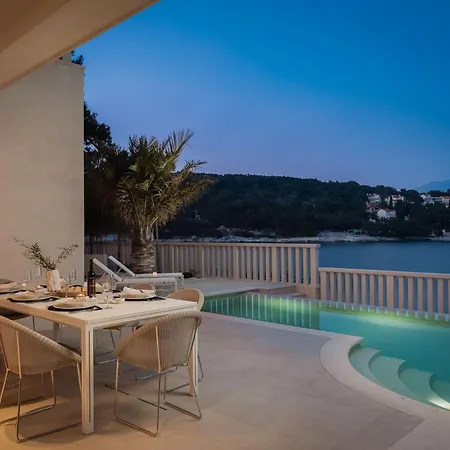 Villa More *